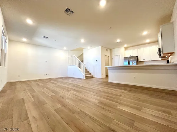 $2,850 | 12480 Kings Crk Place, Las Vegas, NV 89138