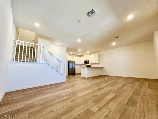 $2,850 | 12480 Kings Crk Place, Las Vegas, NV 89138