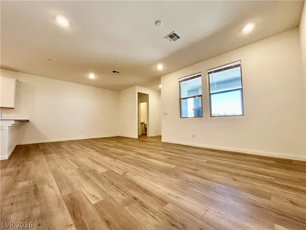 $2,850 | 12480 Kings Crk Place, Las Vegas, NV 89138