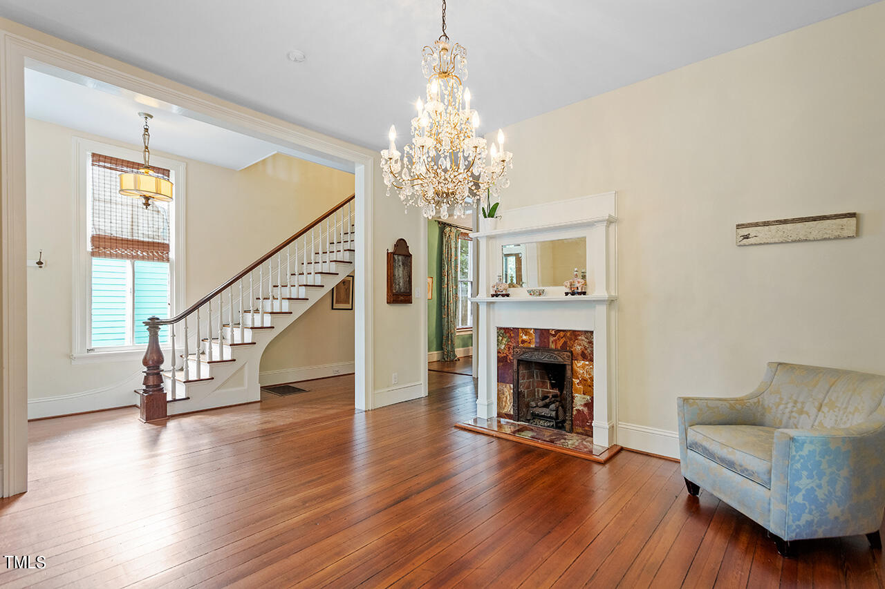 547 East Jones Street Raleigh, NC 27601 - Photo 4 of 5 547 East Jones Street_09