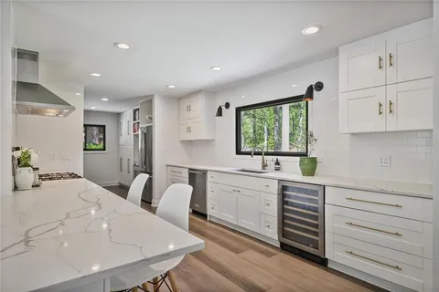 $1,175,000 | 4832 Lake Fjord Pass, Marietta, GA 30068