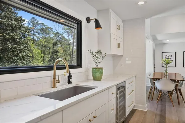 $1,175,000 | 4832 Lake Fjord Pass, Marietta, GA 30068