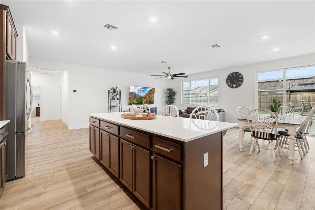 948 Brooke Stream Lincoln, CA 95648 - Photo 12 of 27