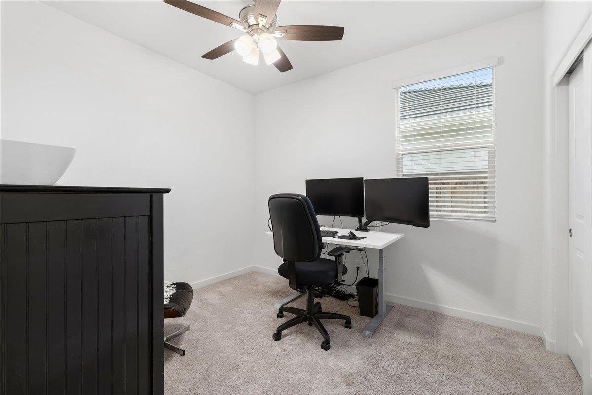 948 Brooke Stream Lincoln, CA 95648 - Photo 23 of 27