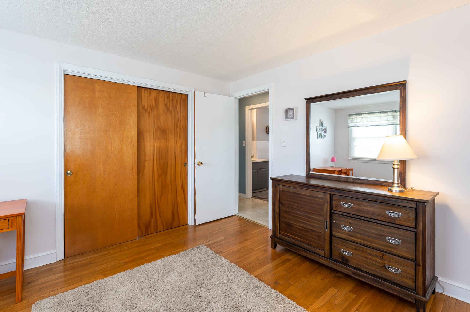 3 Barnesdale Road Nashua, NH 03062 - Photo 11 of 40 Gallery Image 11