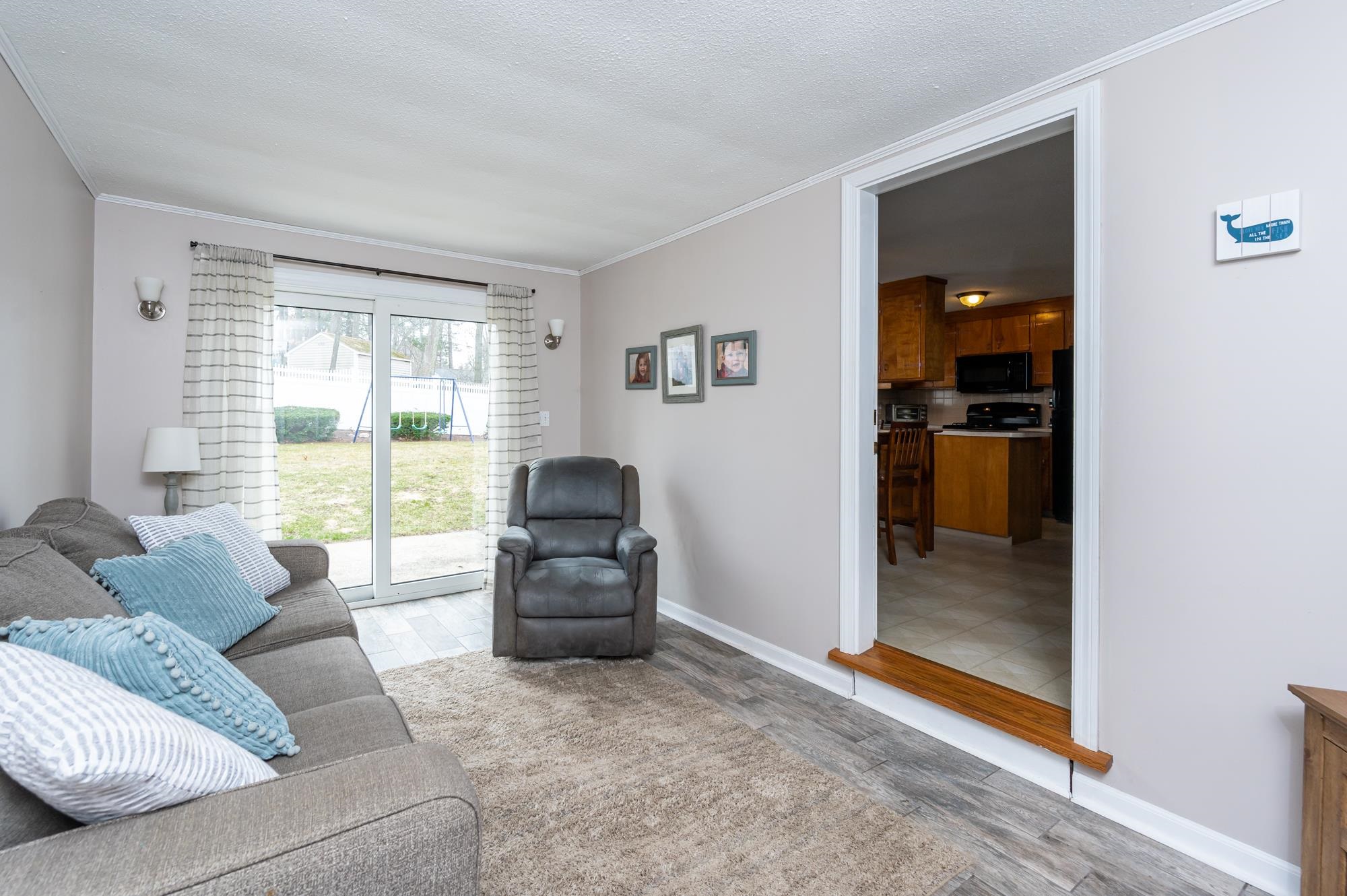 3 Barnesdale Road Nashua, NH 03062 - Photo 3 of 40 Gallery Image 3