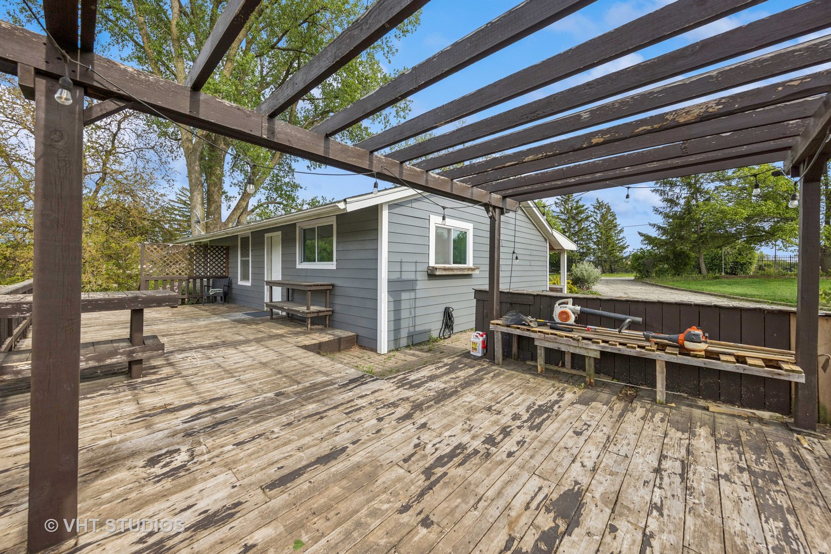 21W534 Bemis Road Glen Ellyn, IL 60137 - Photo 14 of 22 Gallery Image 14