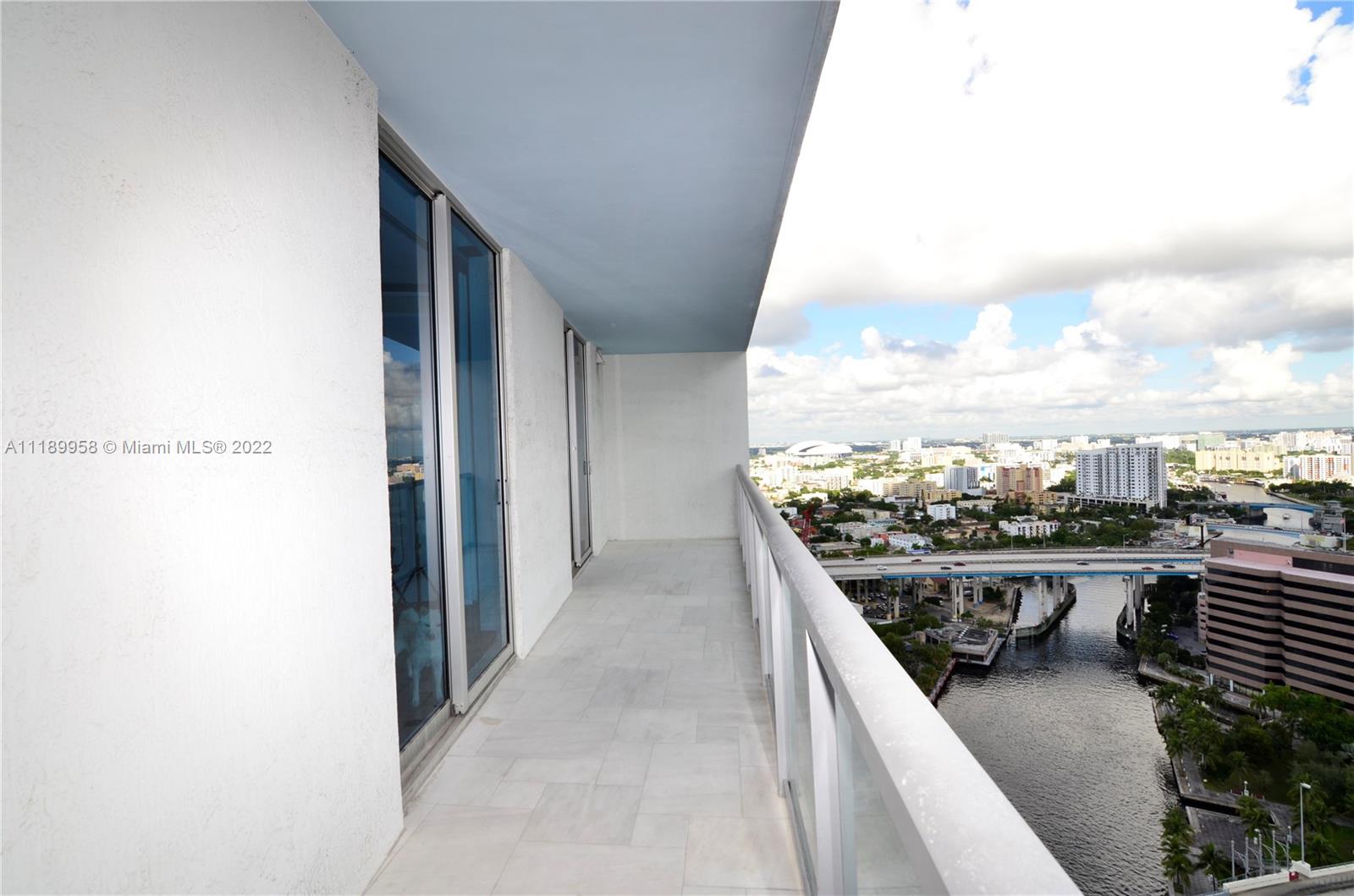 185 Southwest 7th Street, Unit 2709 Miami, FL 33130 - Photo 21 of 36 Gallery Image 21