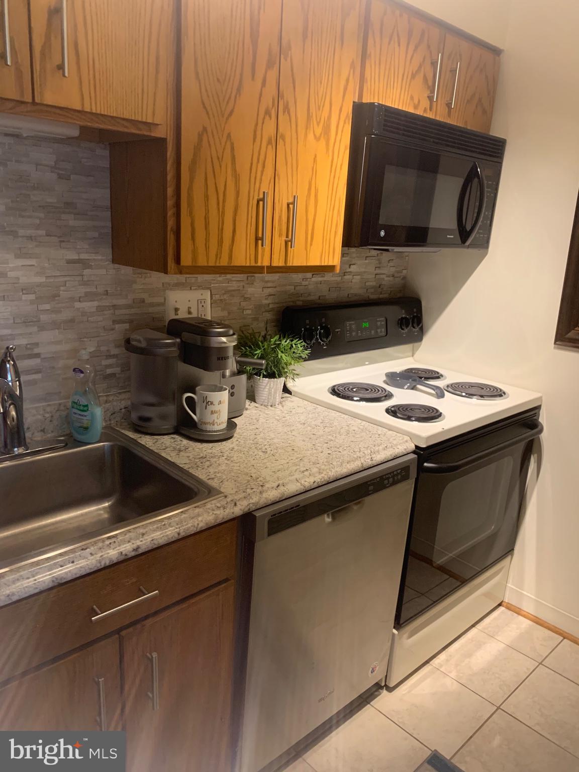 1808 Old Meadow Road, Unit 1115 McLean, VA 22102 - Photo 4 of 31