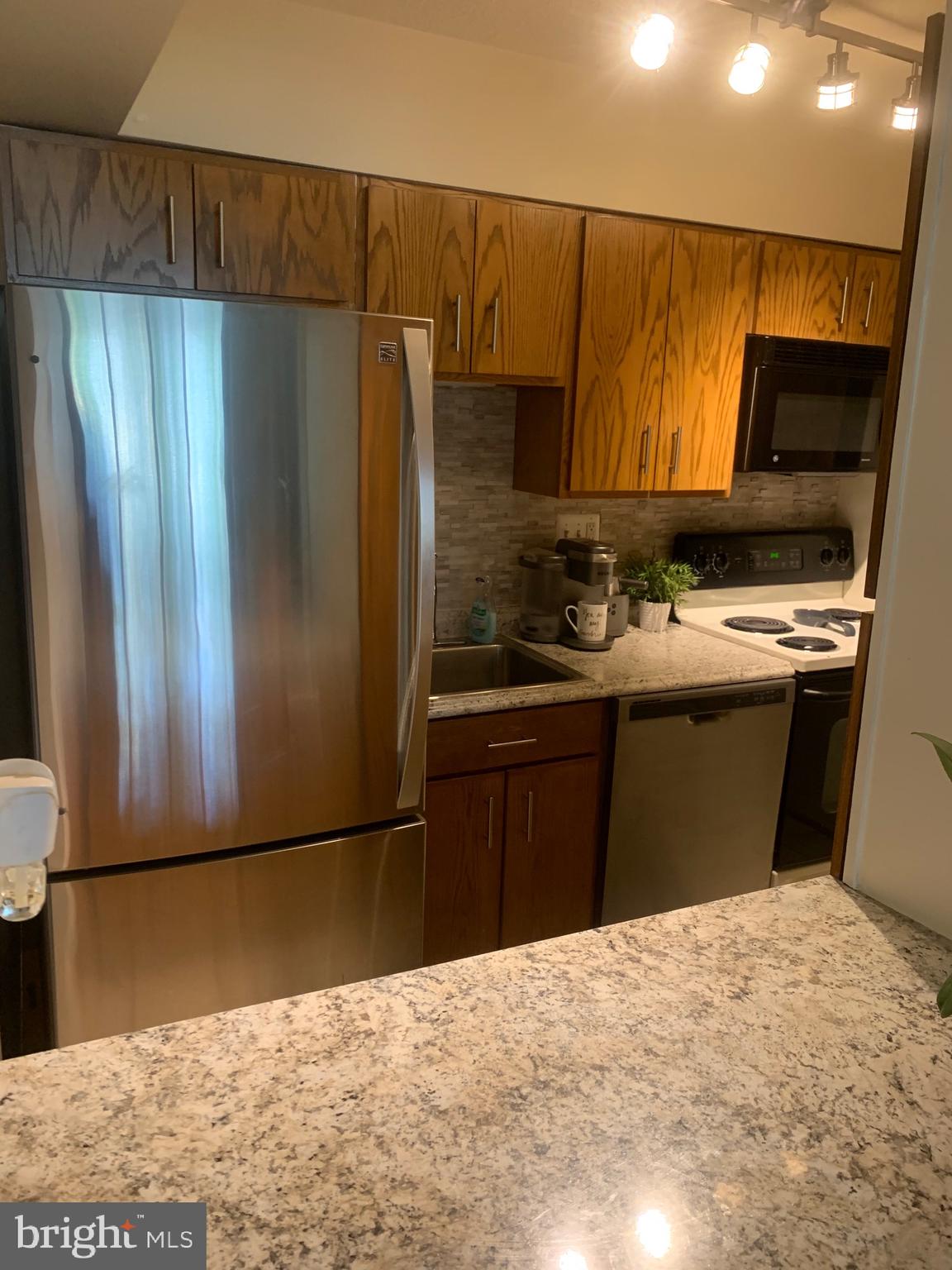 1808 Old Meadow Road, Unit 1115 McLean, VA 22102 - Photo 5 of 31