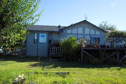 14852 Cloverdale Road Anderson, CA 96007 - Photo 2 of 12 Back