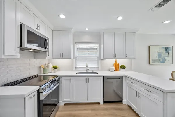 $799,000 | 14131 Barryknoll Lane, Houston, TX 77079