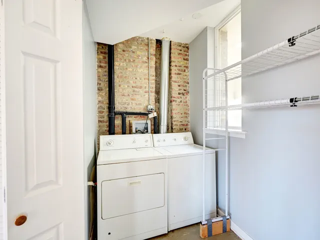 $215,000 | 757 South Independence Boulevard, Unit 3S, Chicago, IL 60624