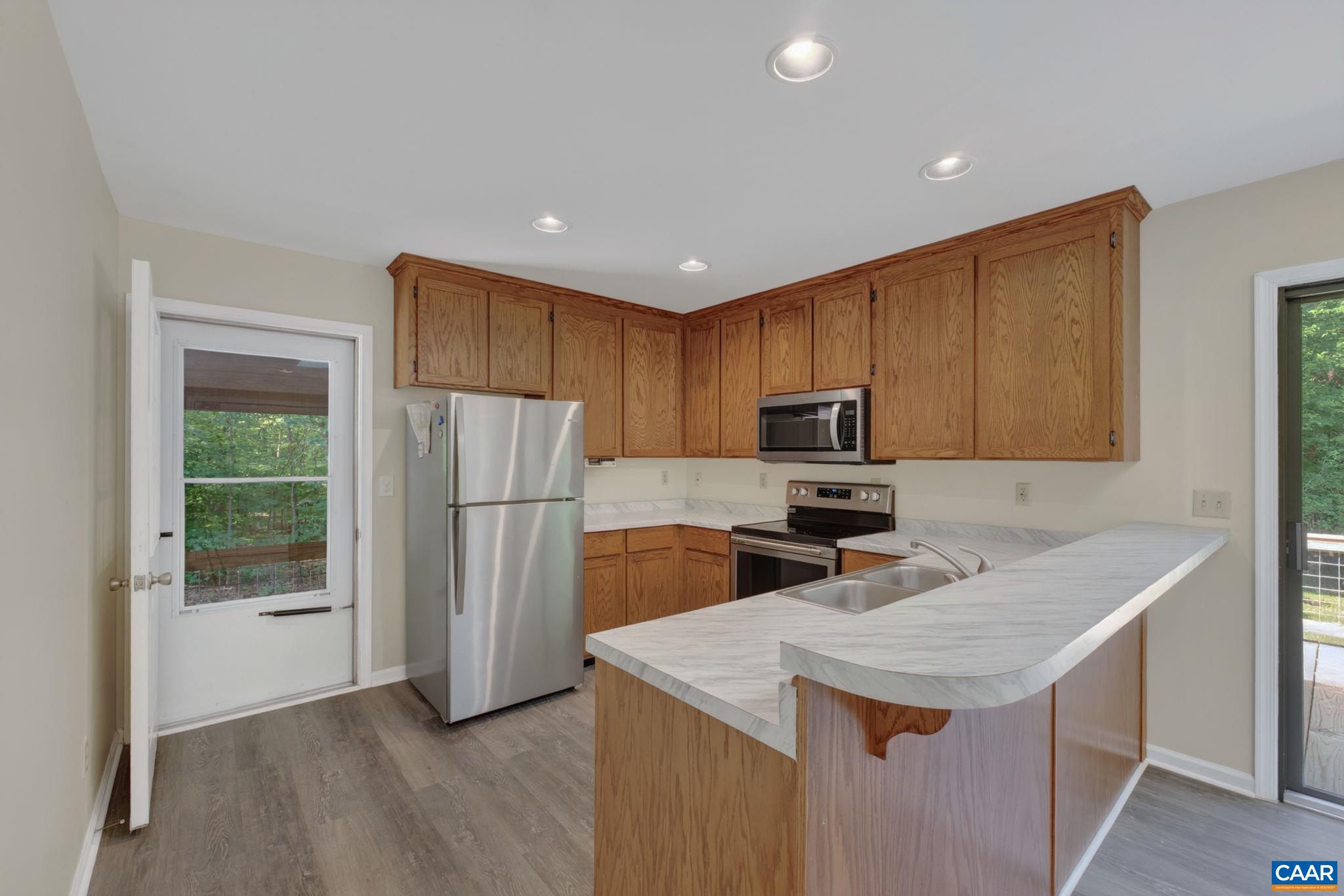 7124 Albevanna Spring Road Scottsville, VA 24590 - Photo 4 of 38