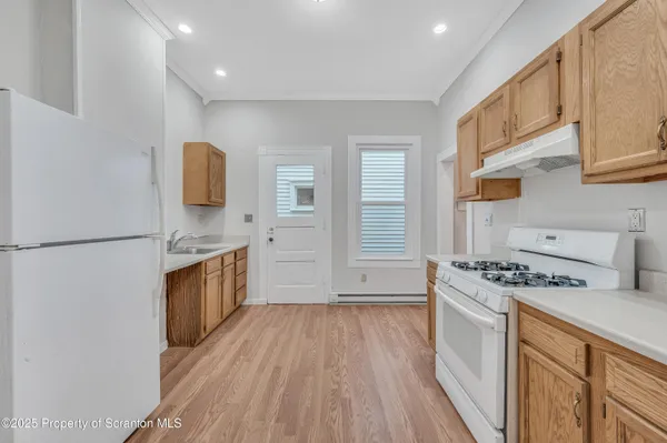 $1,500 | 1703 Monsey Avenue, Scranton, PA 18509