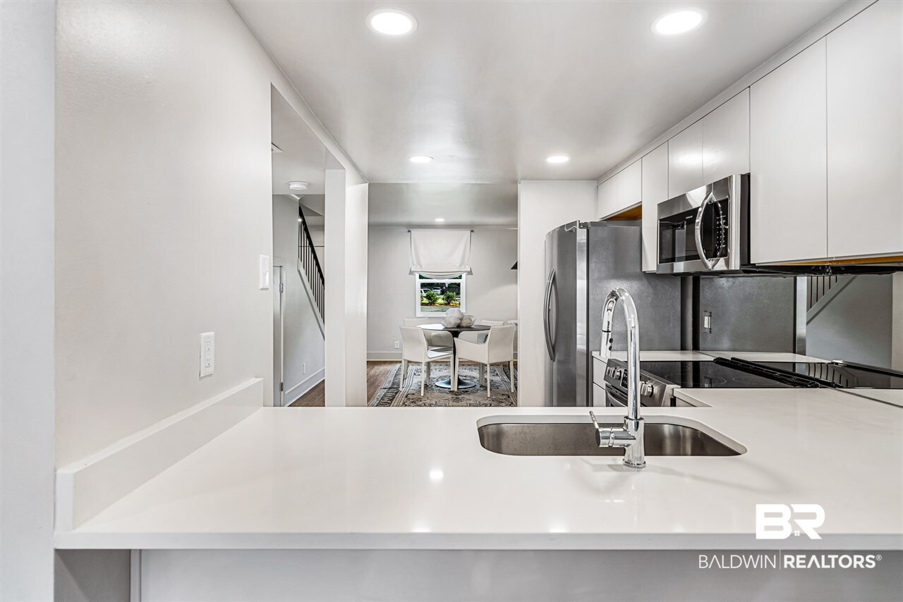 3655 Old Shell Road, Unit 202 Mobile, AL 36608 - Photo 14 of 50