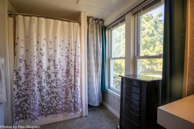 $567,500 | 11664 North Gordon Avenue, Bitely, MI 49309