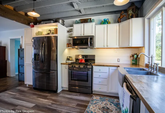 $567,500 | 11664 North Gordon Avenue, Bitely, MI 49309