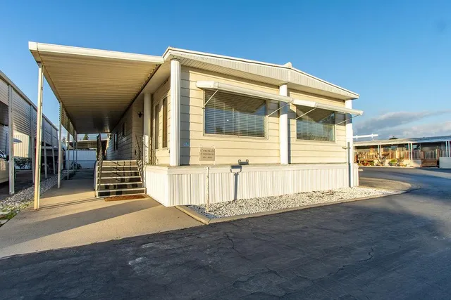 a view of a house with a outdoor space