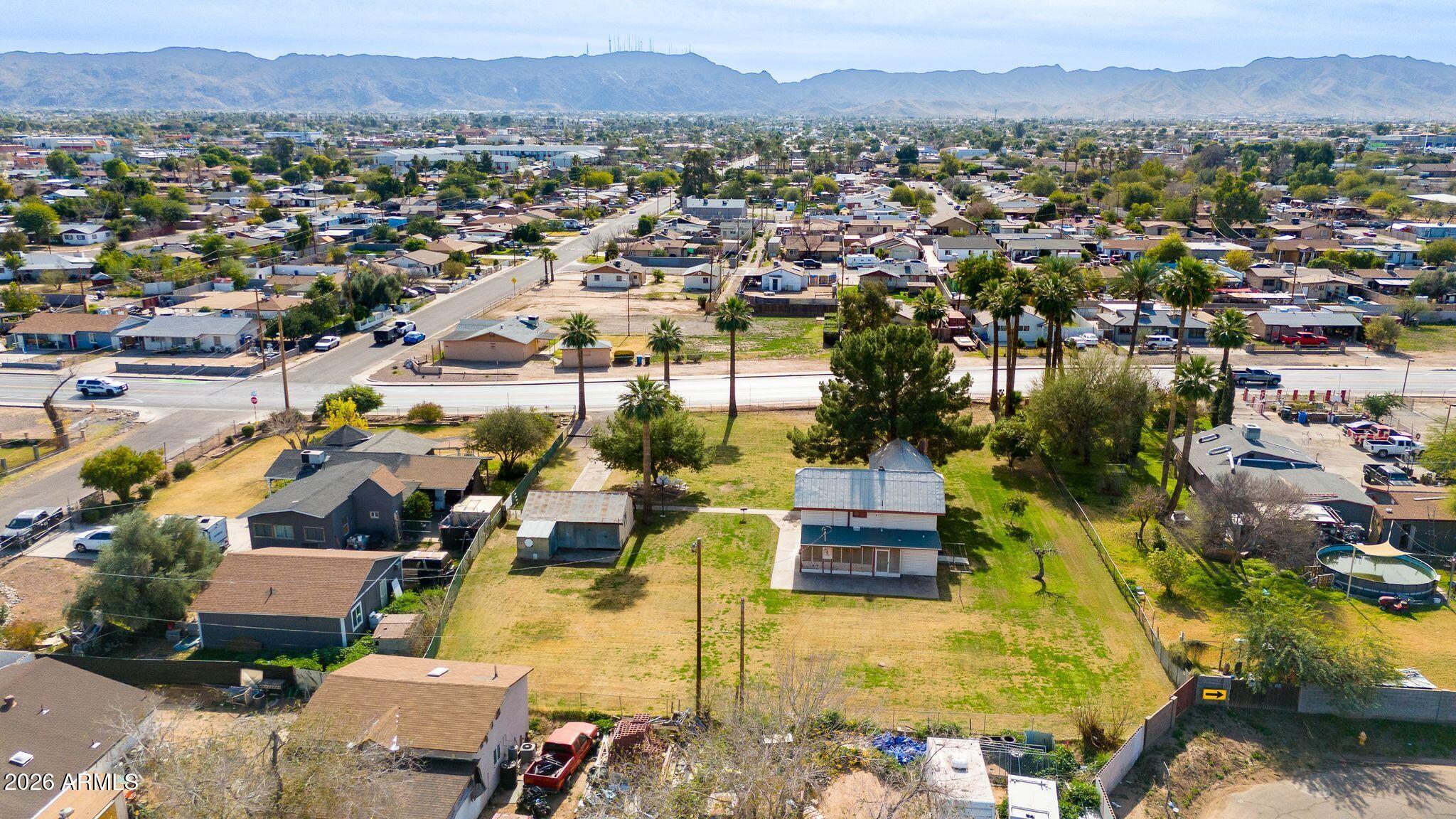 316 West Roeser Road Phoenix, AZ 85041 - Photo 4 of 12 05-Roeser