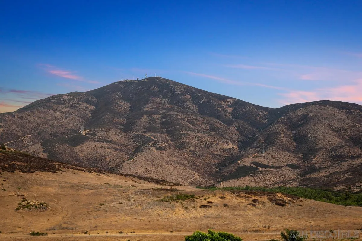 10145 Greenleaf Road Spring Valley, CA 91977 - Photo 4 of 37 a view of a dry yard