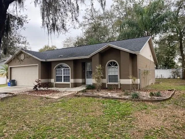 $2,100 | 3938 Creek Woods Drive, Plant City, FL 33563
