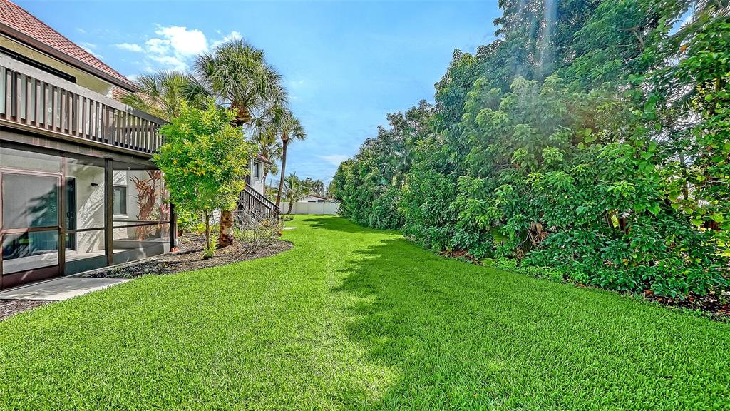 1646 Stickney Point Road, Unit 101 Sarasota, FL 34231 - Photo 47 of 86