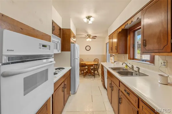 $195,000 | 917 Willow Street, Wood River, IL 62095