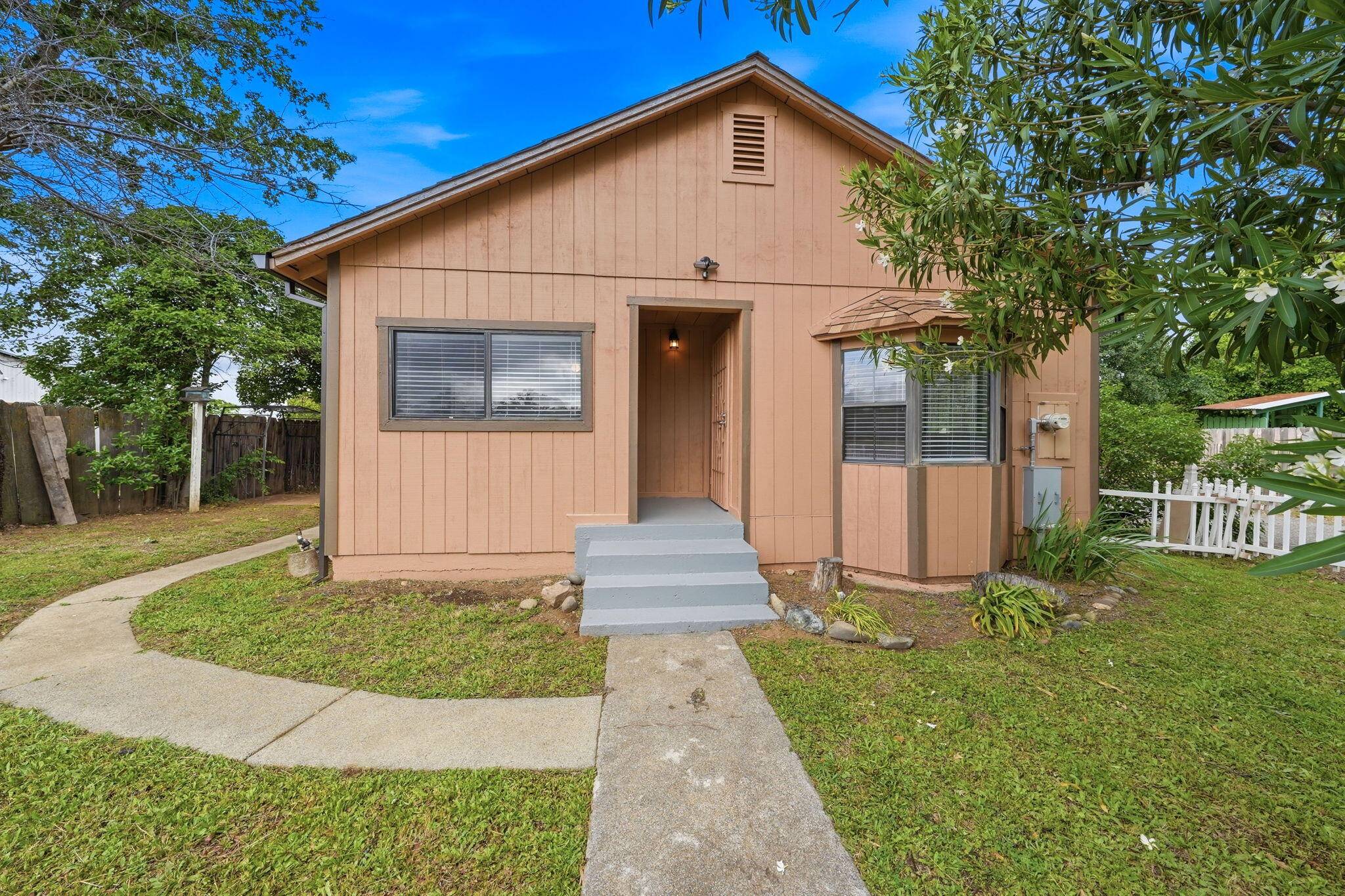 2186 Balls Ferry Road Anderson, CA 96007 - Photo 4 of 44 5-web-or-mls-IMG-5