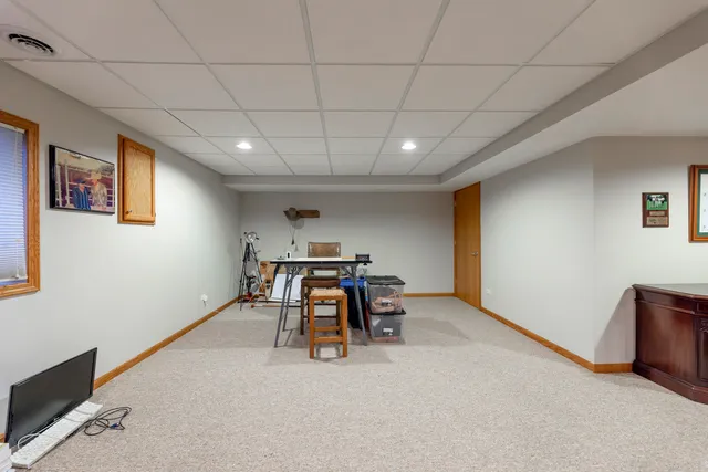 a view of a livingroom with furniture