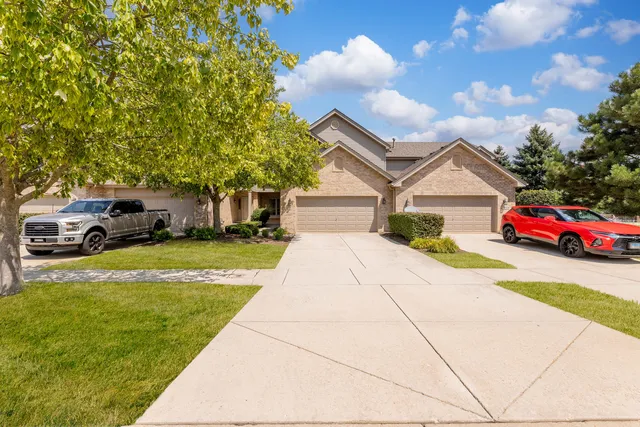 $442,900 | 14517 Albany Avenue, Lemont, IL 60439