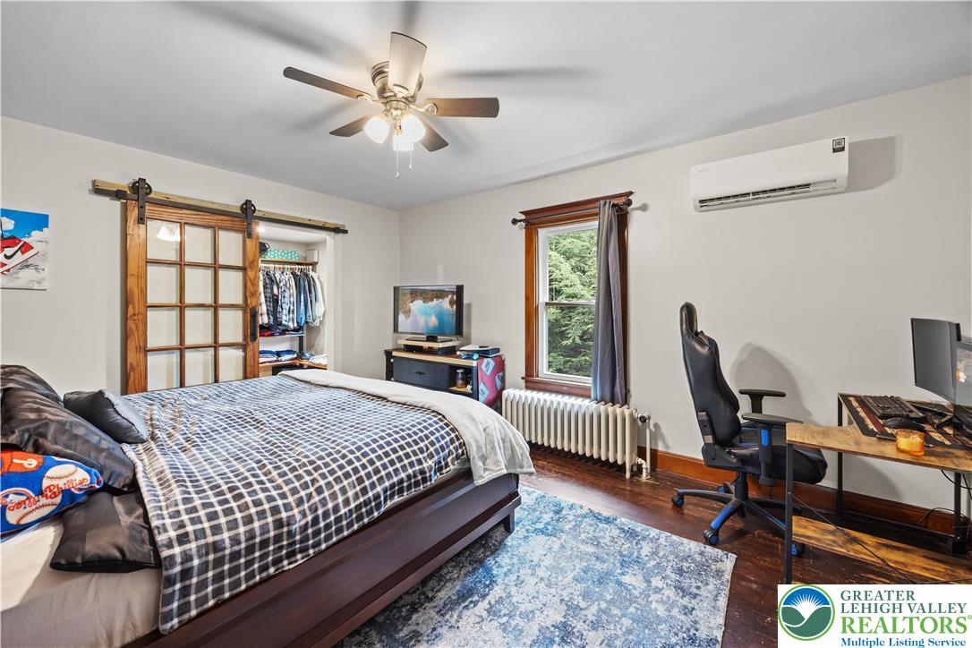 4130 Forest Inn Road Palmerton, PA 18071 - Photo 23 of 41 Primary Bedroom