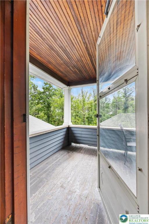 4130 Forest Inn Road Palmerton, PA 18071 - Photo 34 of 41 Balcony