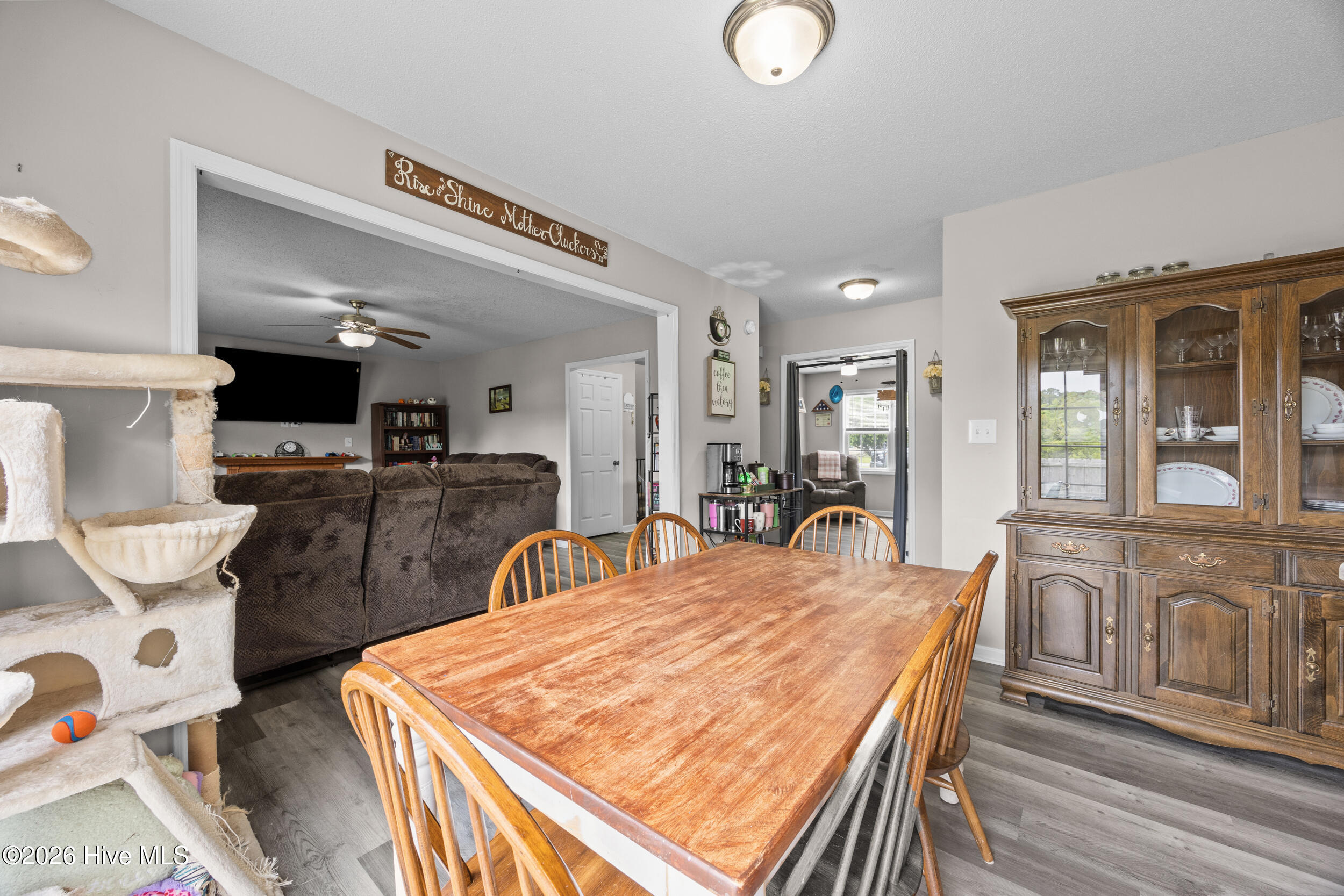 316 Mann Street Hubert, NC 28539 - Photo 19 of 54 19_dining area