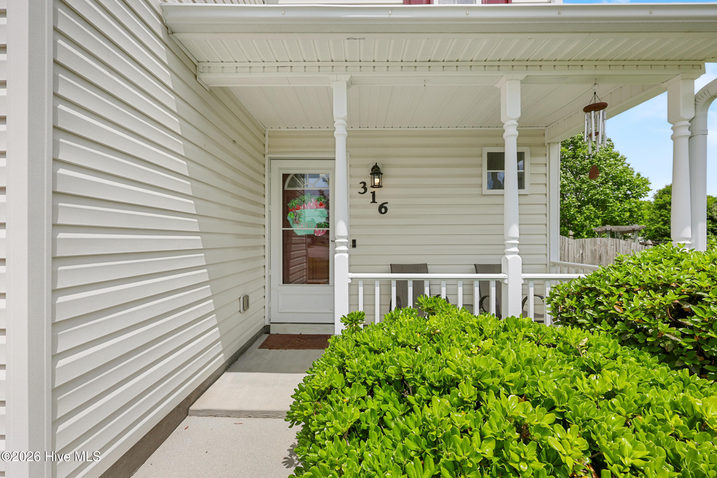 316 Mann Street Hubert, NC 28539 - Photo 6 of 54 6_front entryway