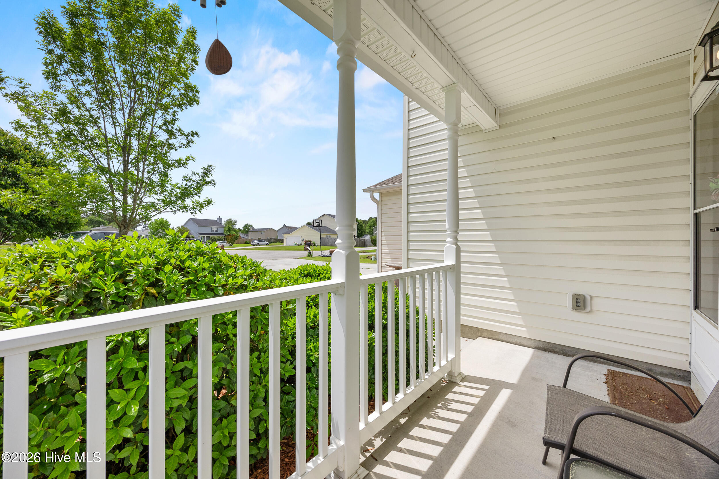 316 Mann Street Hubert, NC 28539 - Photo 7 of 54 7_front porch