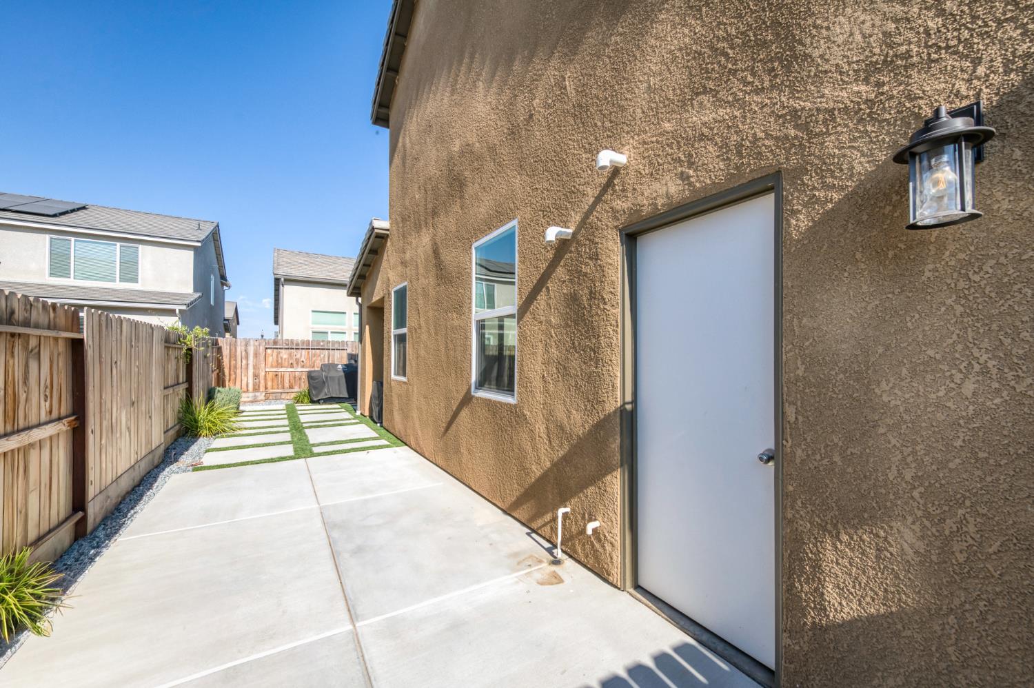 523 Talus Way South Madera, CA 93636 - Photo 35 of 48
