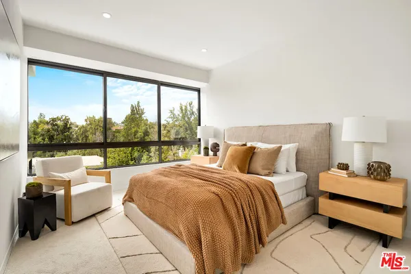$925,000 | 10551 Wilshire Boulevard, Unit 503, Los Angeles, CA 90024