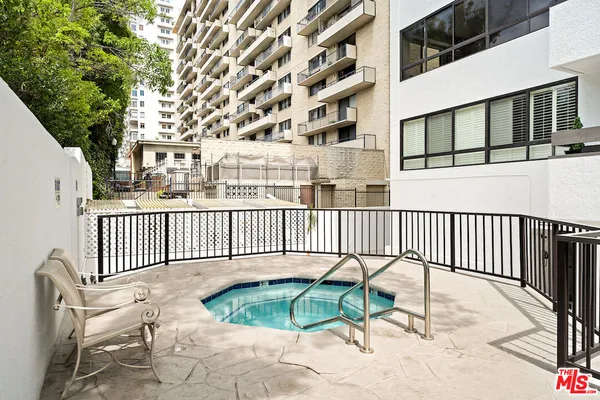 $925,000 | 10551 Wilshire Boulevard, Unit 503, Los Angeles, CA 90024