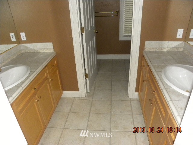 3421 Evergreen Point Road Medina, WA 98039 - Photo 20 of 25