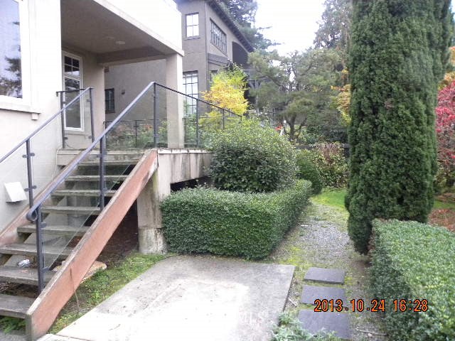 3421 Evergreen Point Road Medina, WA 98039 - Photo 23 of 25