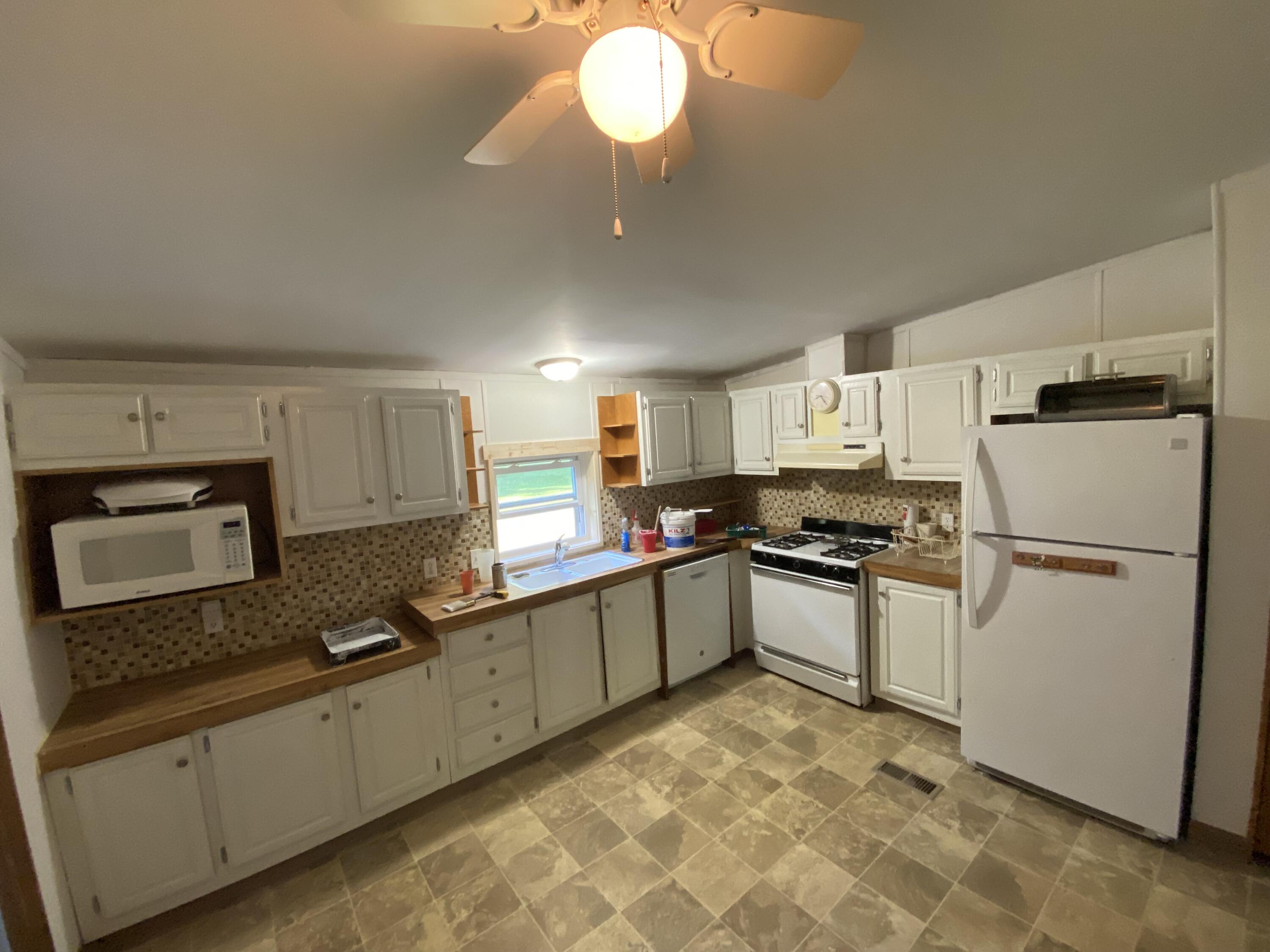 5247 Bean Road Allen, MI 49227 - Photo 5 of 17 IMG_9065