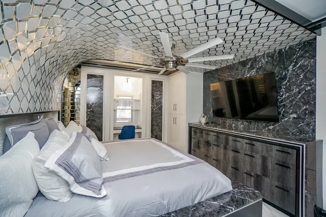 $4,000 | 5711 Sugar Hill Drive, Unit 29, Houston, TX 77057