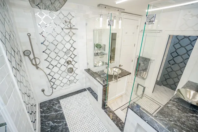 $4,000 | 5711 Sugar Hill Drive, Unit 29, Houston, TX 77057