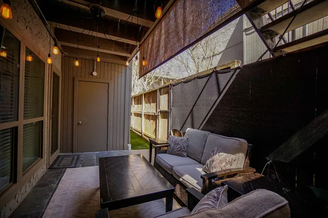 $4,000 | 5711 Sugar Hill Drive, Unit 29, Houston, TX 77057