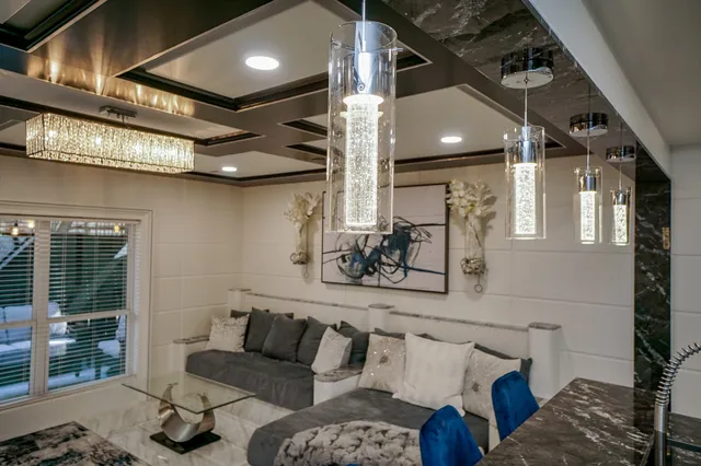 $4,000 | 5711 Sugar Hill Drive, Unit 29, Houston, TX 77057