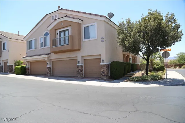 $1,700 | 2505 April Breeze Lane, Henderson, NV 89002