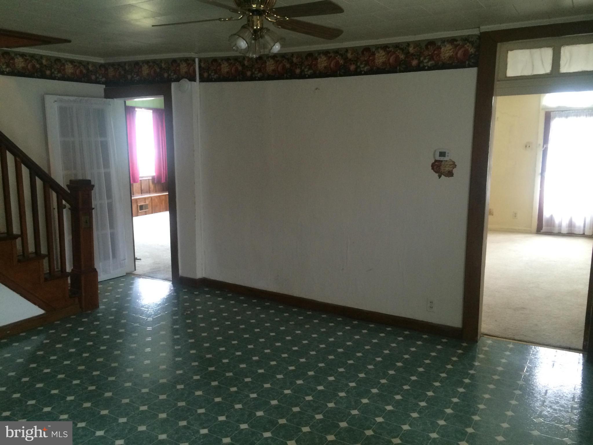 1118 Haverhill Road Baltimore, MD 21229 - Photo 7 of 19 Dining Room