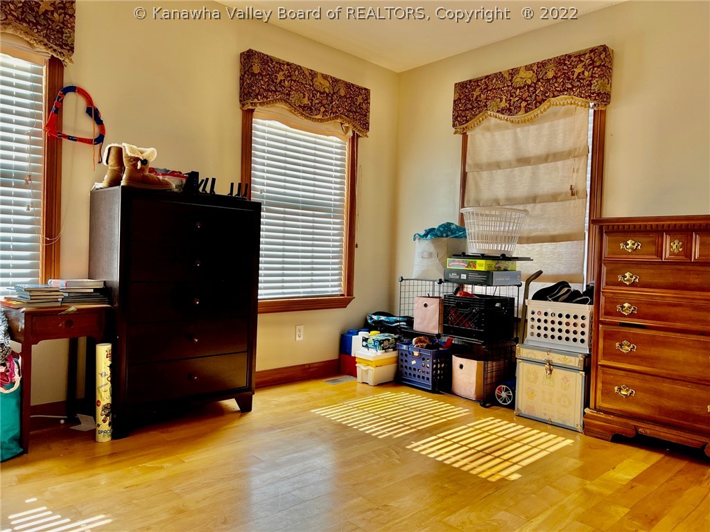 302 Country Road Salt Rock, WV 25559 - Photo 16 of 27 Gallery Image 16