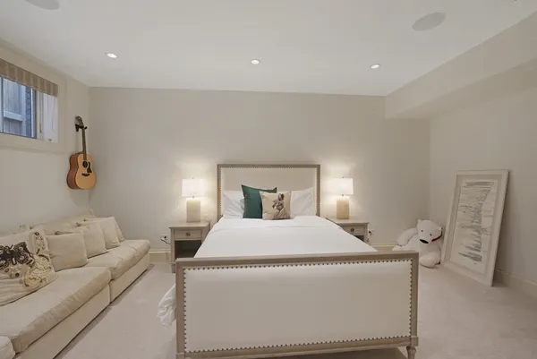 $5,099,000 | 1442 West Berteau Avenue, Chicago, IL 60613
